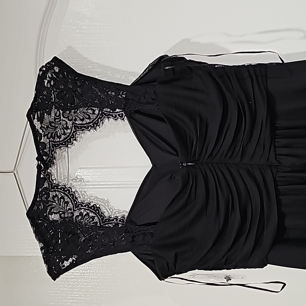 NWT Long black gown with lace top - Picture 7 of 11